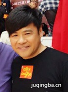 火线下的江湖大佬演员韦家雄剧照