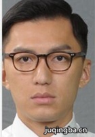 城寨英雄演员何启南剧照