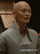 电影奇异博士演员蒂尔达·斯文顿剧照