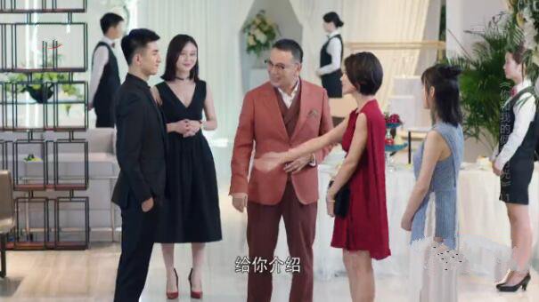 你和我的倾城时光第11集剧照：格蕾丝帮厉致诚认识程峰